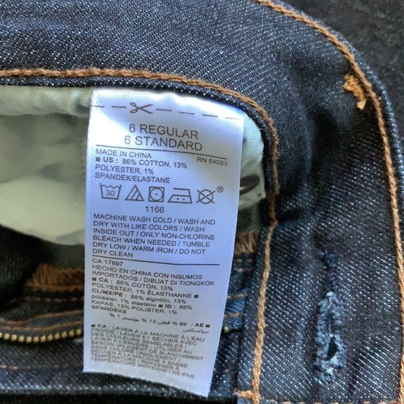 Old Navy Jeans size 6 - Picture 5 of 7